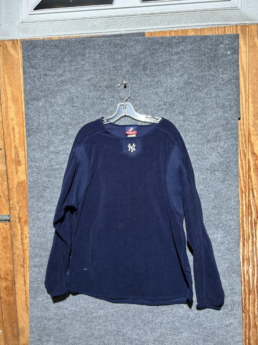 New York Yankees Sweatshirt Mens Small Blue MLB Baseball Majestic Fleece